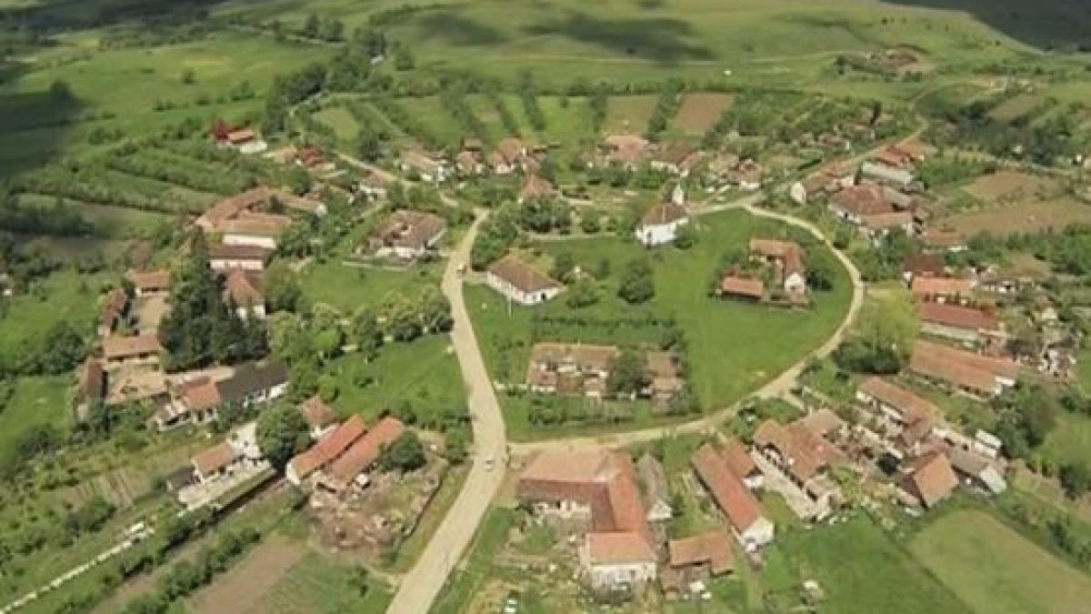 romania la inaltime charlottenburg satul rotund din judetul timis