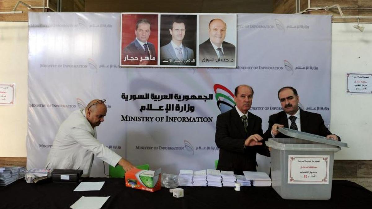 sirienii au de ales intre bashar si bashar oficial francez scrutinul din siria o farsa tragica