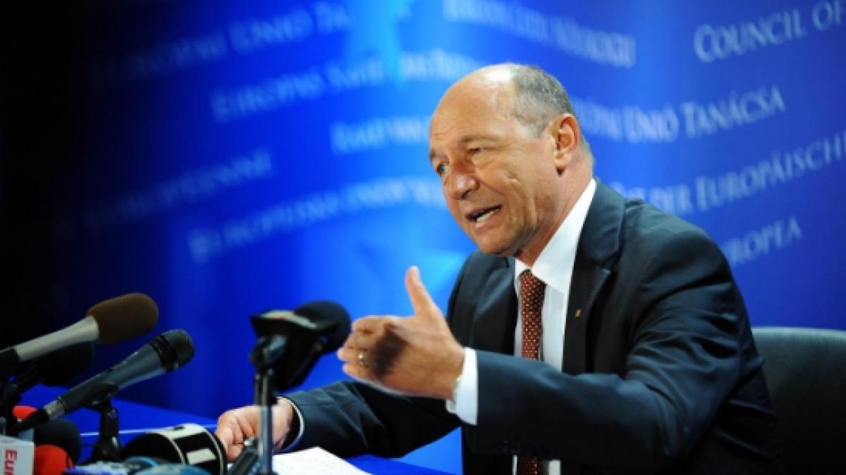 de aproape doua saptamani traian basescu nu a mai iesit la declaratii