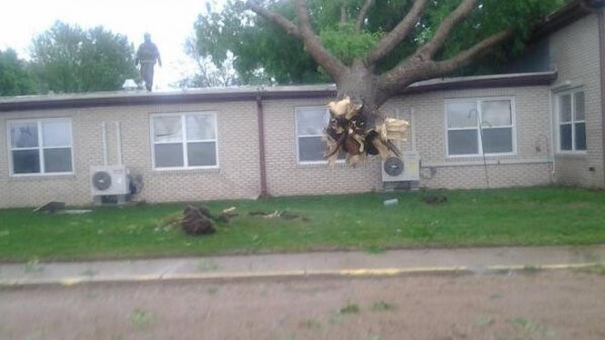 imagini apocaliptice in sua o furtuna puternica a provocat distrugeri importante