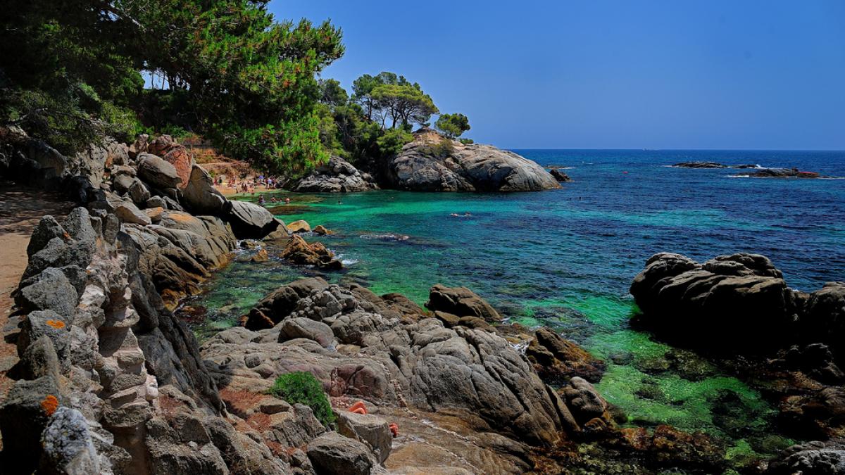 costa brava pentru distractiile brava