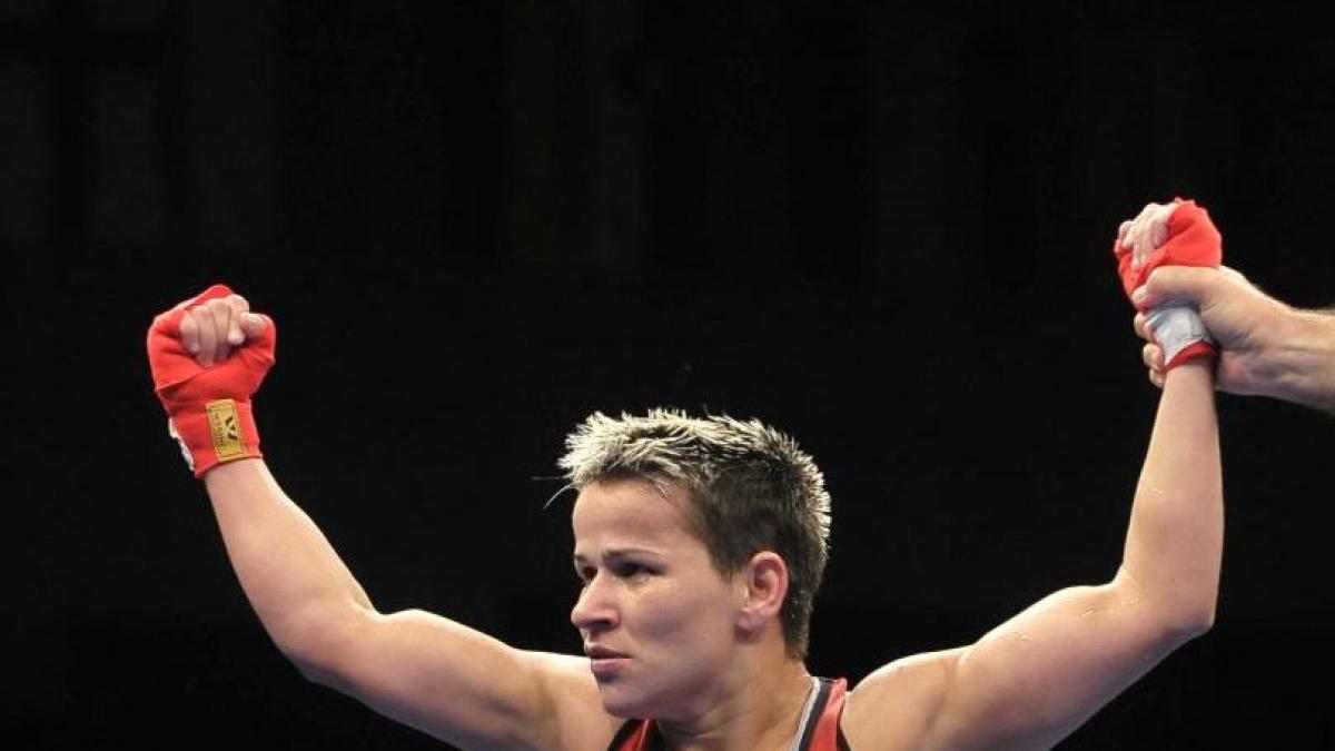 o noua victorie pentru romania steluta duta a cucerit titlul european la box