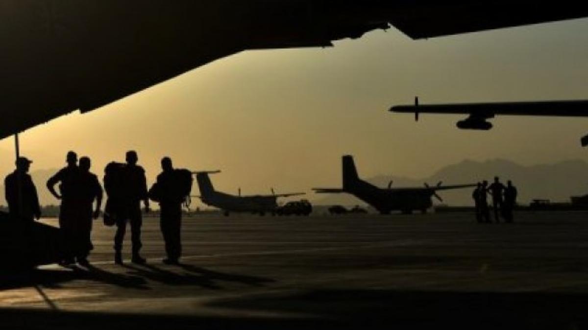 statele unite au trimis cinci bombardiere strategice la o baza din marea britanie