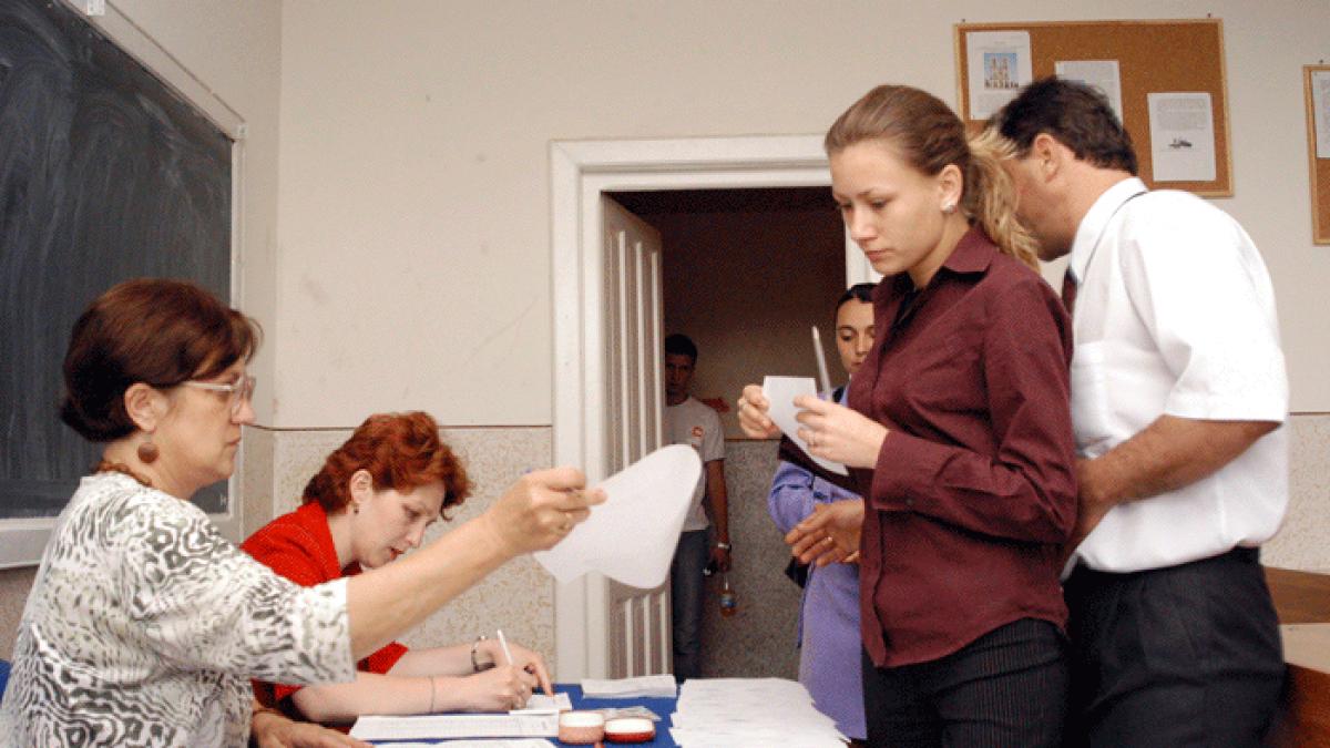 bacalaureat 2014 astazi incep examenele elevii nu au emotii dar spun ca lucrurile se schimba la