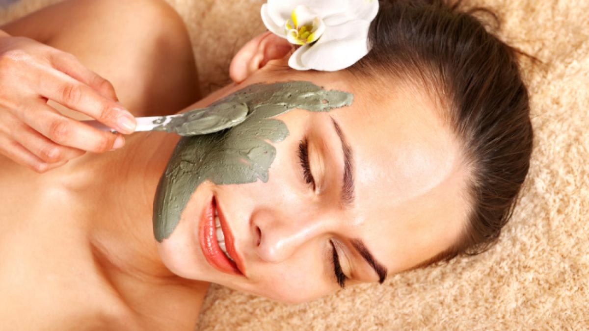 cum se prepara masca de fata cu argila si efectele sale nebanuite