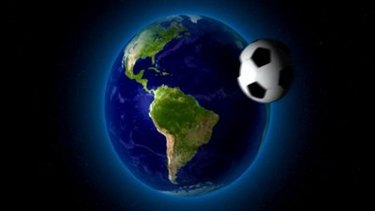 fotbal fara gravitatie echipajul de pe ssi marcheaza inceputul cm printr o miuta