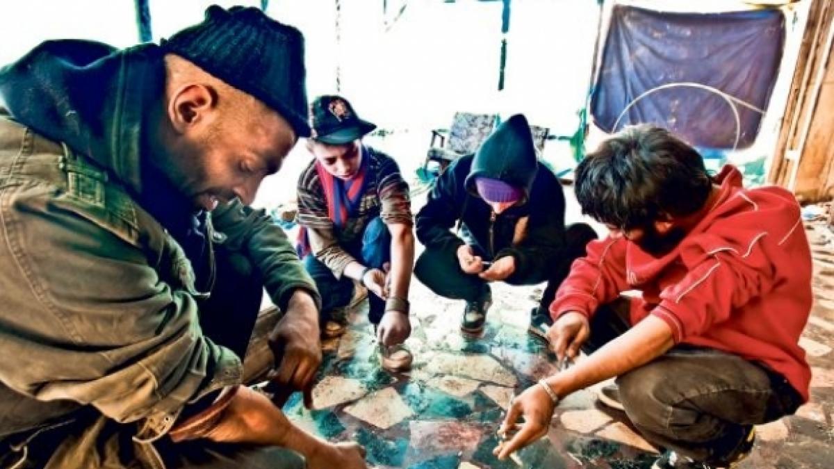 scene desprinse din filmele horror doi oameni ai strazii au fost torturati intr un fost spital de