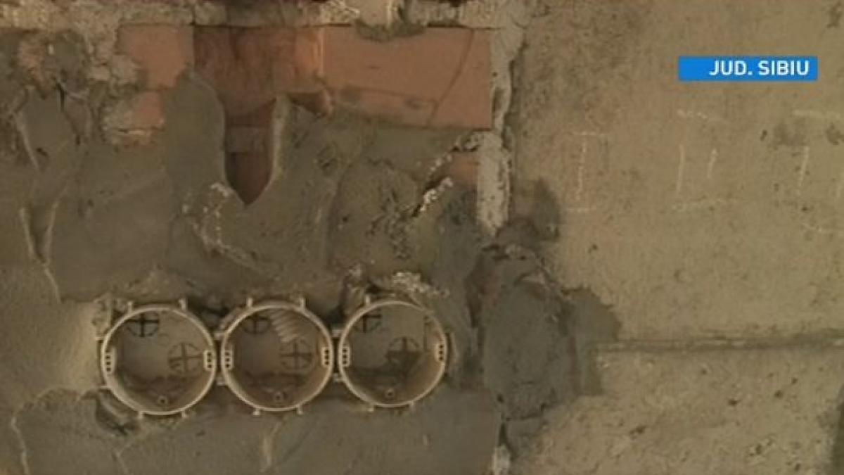 bani blocati in scoli neterminate si constructii inutile la sibiu