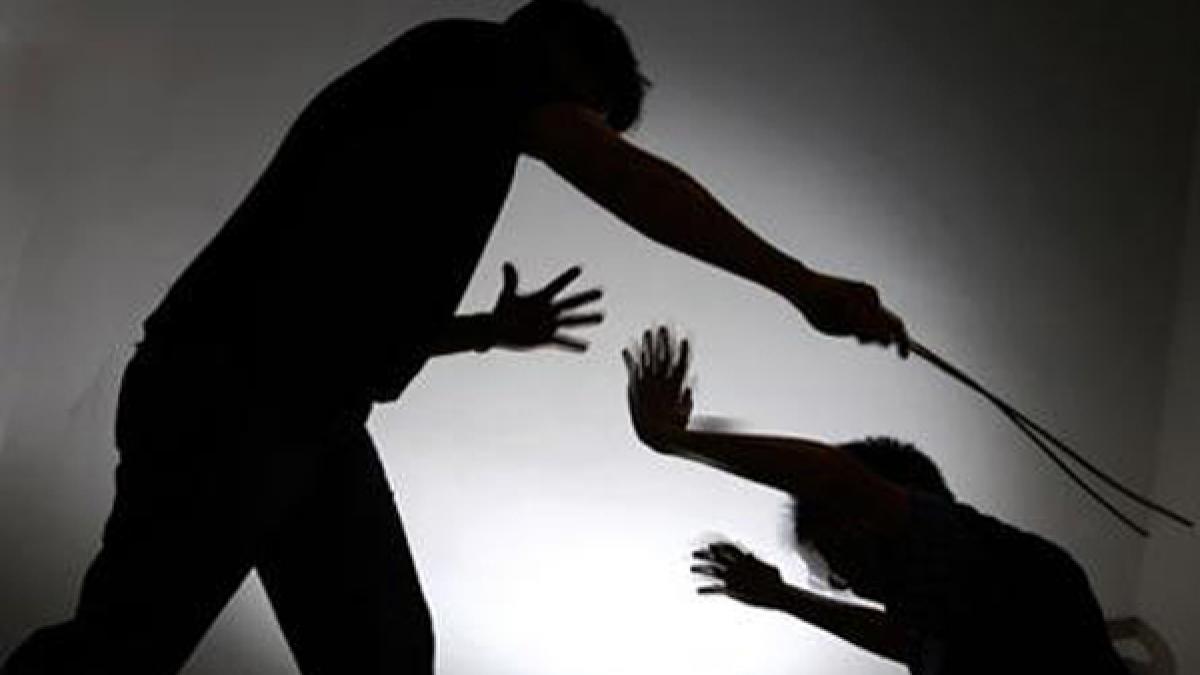 elev batut de directorul unei scoli din scanteia iasi mama minorului a depus plangere la politie