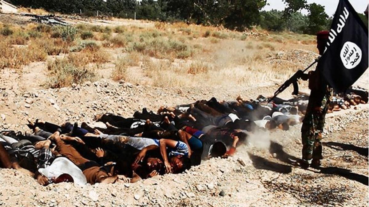 militantii suniti au executat 1700 de soldati irakieni si au postat poze cu masacrul