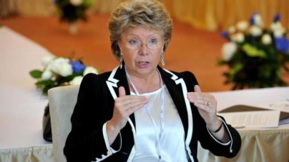 viviane reding face apel la blocarea fortelor extremiste in europa