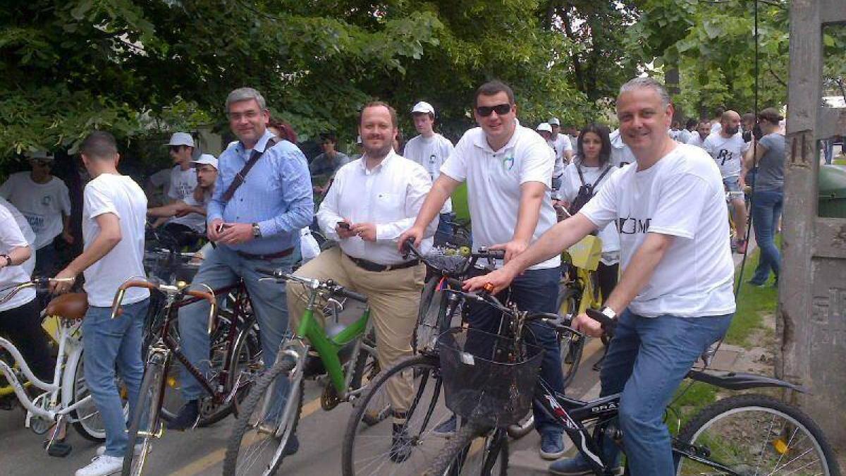 deziluzia optica carul cu boii de la bicicleta