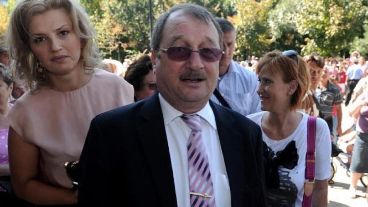 radu tudor a spune in public ca nu te poti apara de fratele tau este o chestiune grava