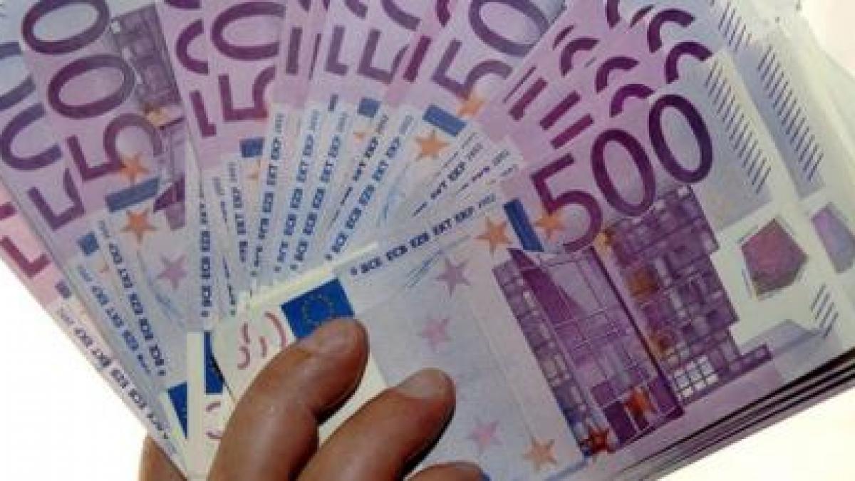 schimbarea creditelor din valuta in lei adoptata de senat