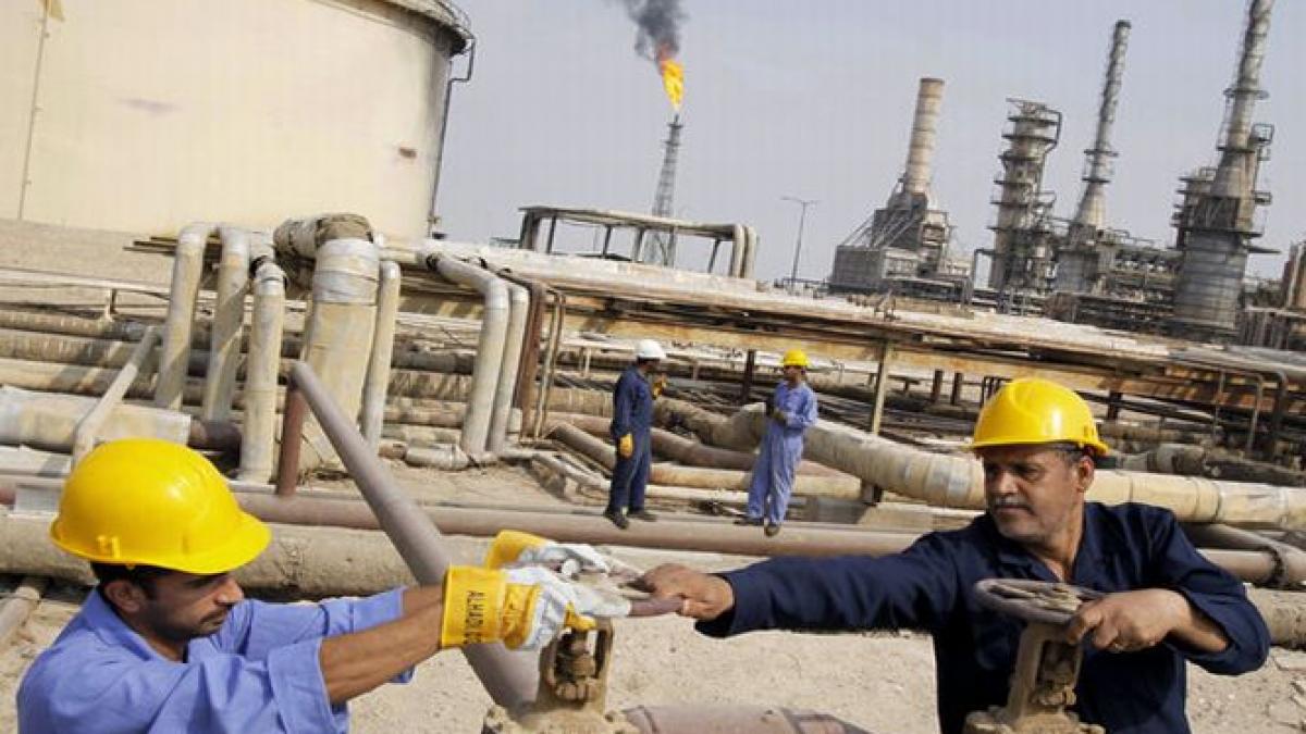 china pregateste evacuarea muncitorilor sai din irak