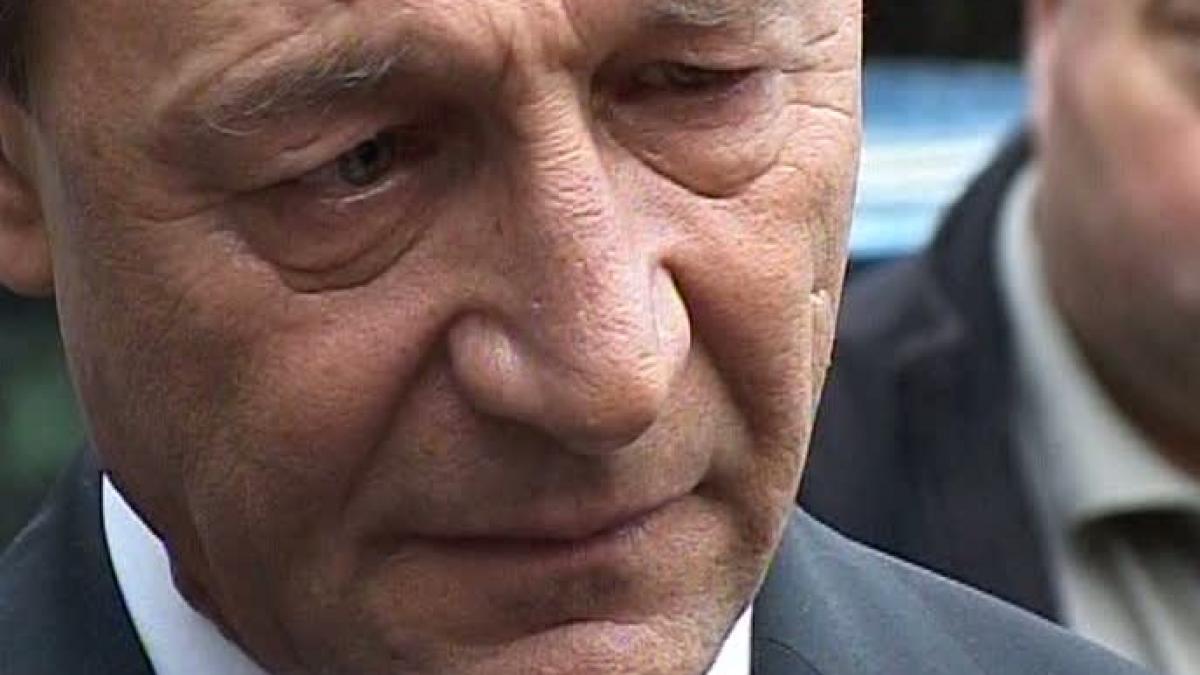 episodul draga stolo s a repetat si astazi traian basescu cu lacrimi in ochi intre consolidarea