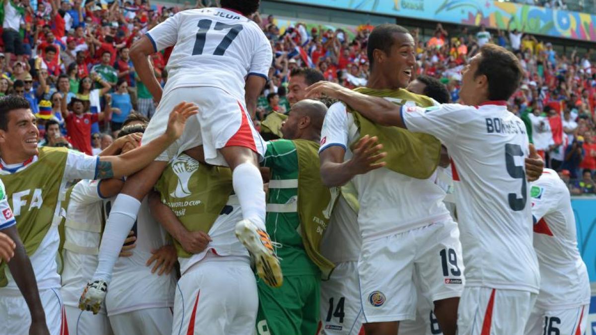costa rica invinge italia cu 1 0 si se califica in optimile de finala ale cupei mondiale