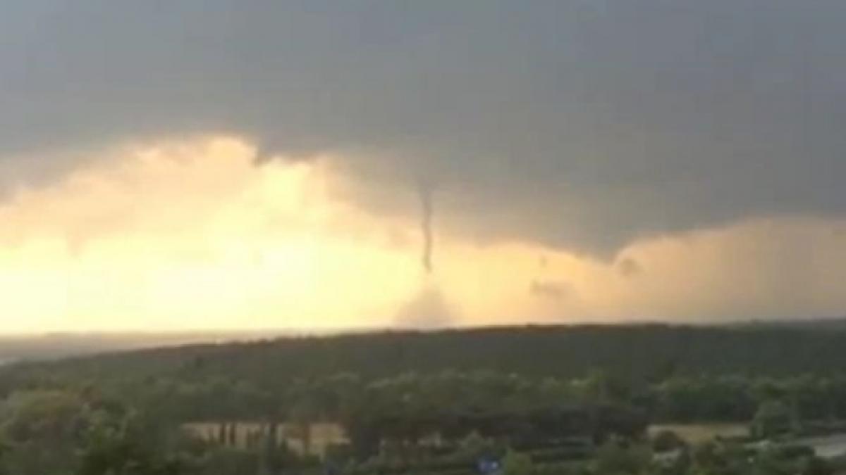 natura s a dezlantuit in turcia o tornada a maturat estul istanbulului