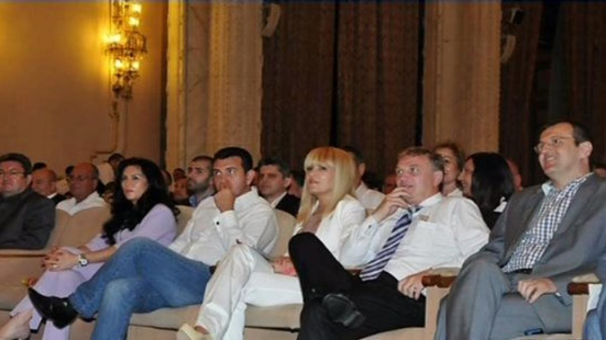 deziluzia optica fluieras cu toc mult zice cu foc