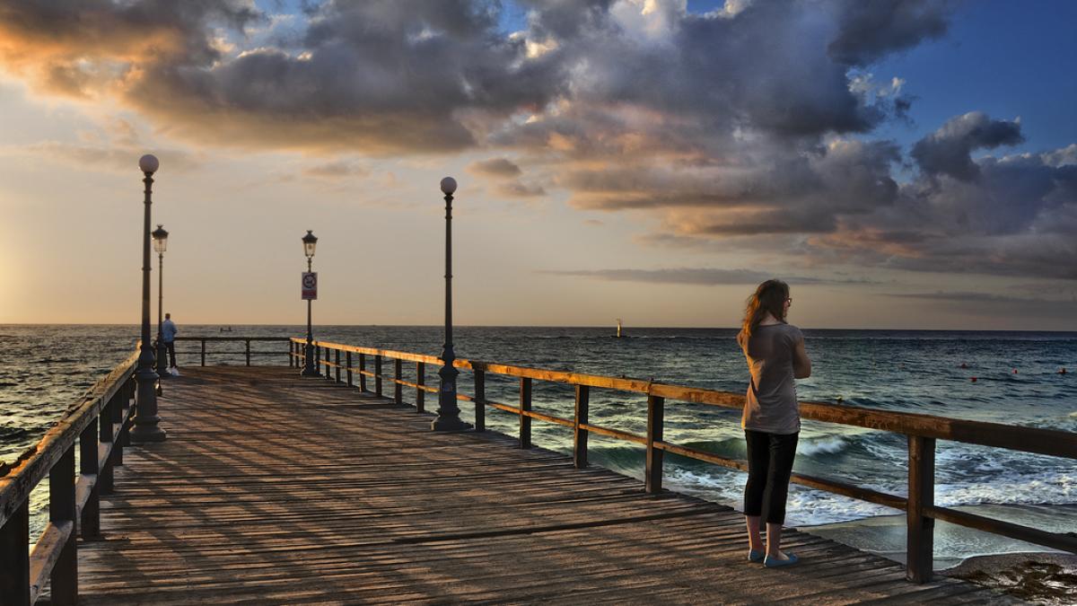 paralia un mic litoral aproape romanesc in inima greciei