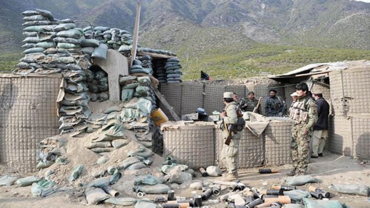 peste 100 de persoane au murit in confruntarile dintre armata afgana si talibani