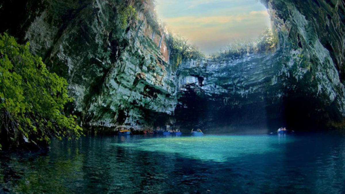 dumnezeu a uitat raiul deschis in kefalonia