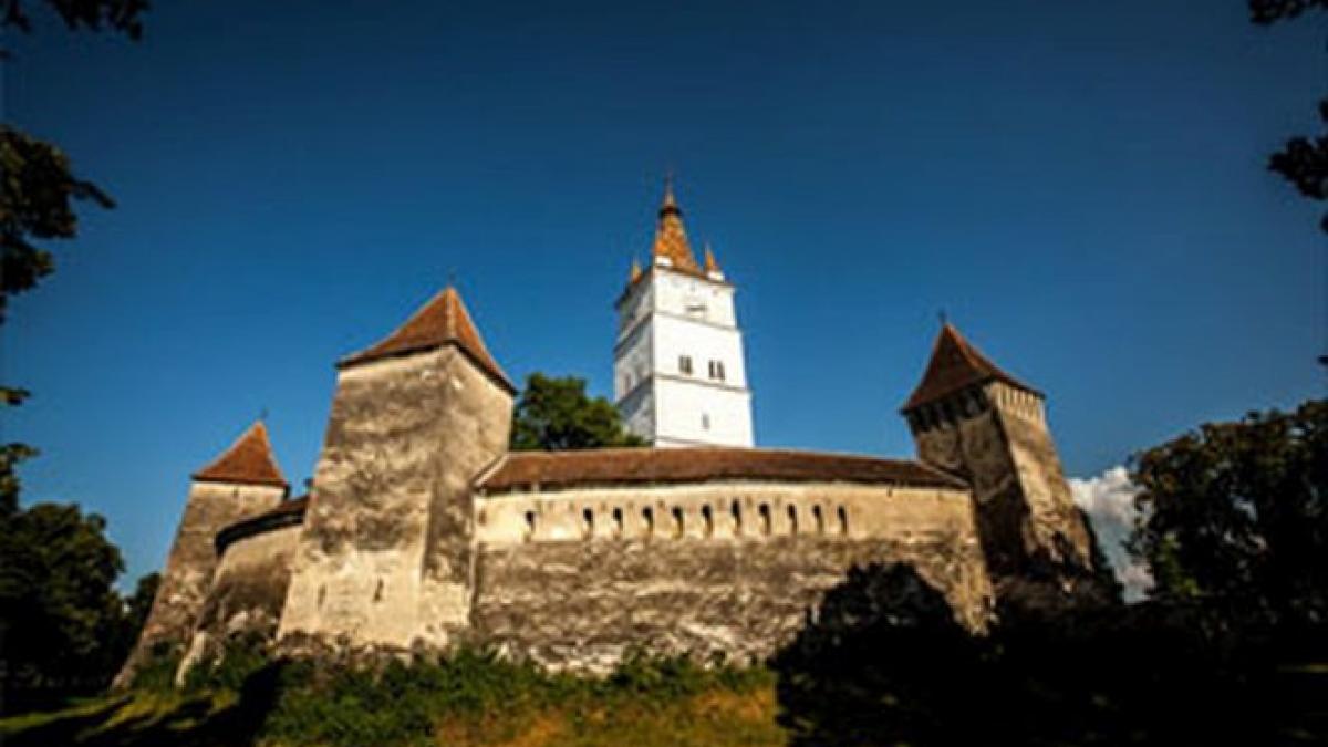 romania la inaltime biserica fortificata din harman un loc plin de istorie