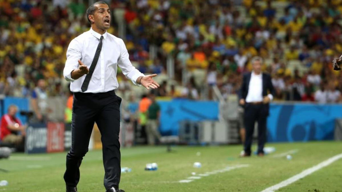 selectionerul coastei de fildes si a anuntat demisia