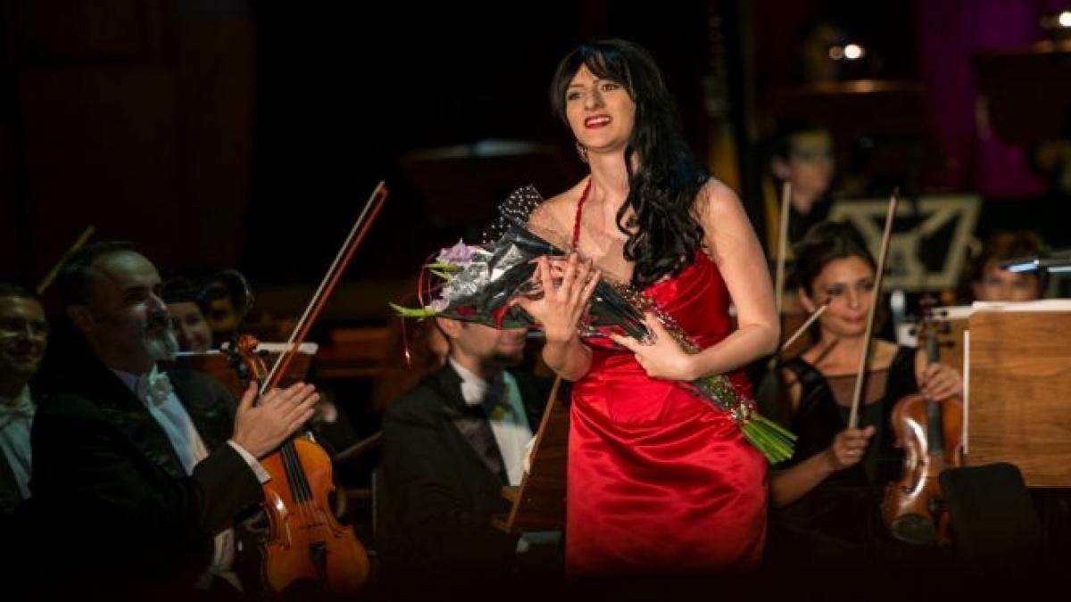 soprana adriana ferfecka marea castigatoare a concursului international de canto le grand prix de l