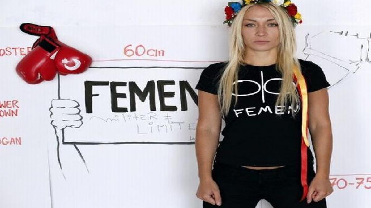 activistele femen au pierdut sediul din paris si ameninta ca vor ocupa primaria orasului