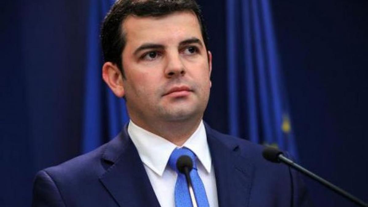 daniel constantin crin antonescu un somnambul politic