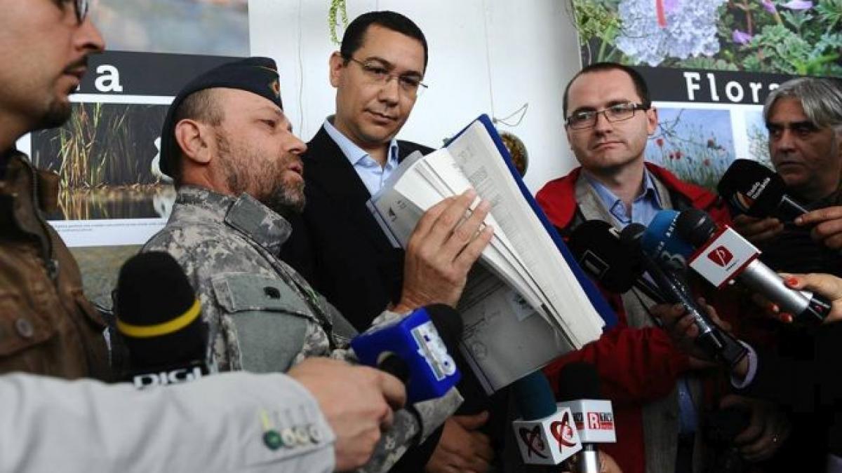 deziluzia optica pelicanul si carlanul