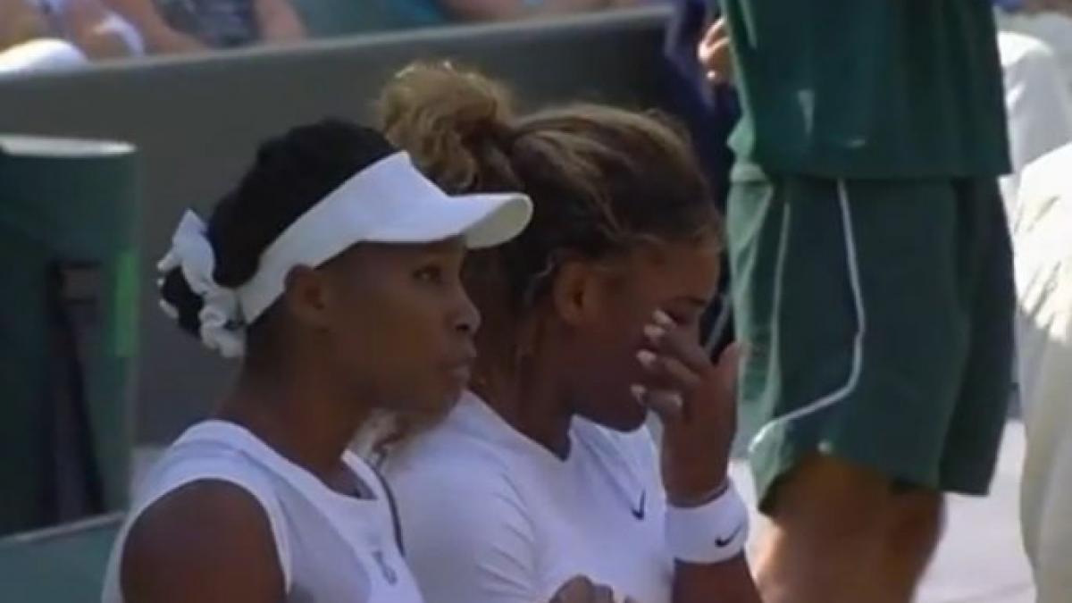 serena williams in lacrimi numarul 1 mondial a abandonat la dublu la wimbledon din cauza unui virus