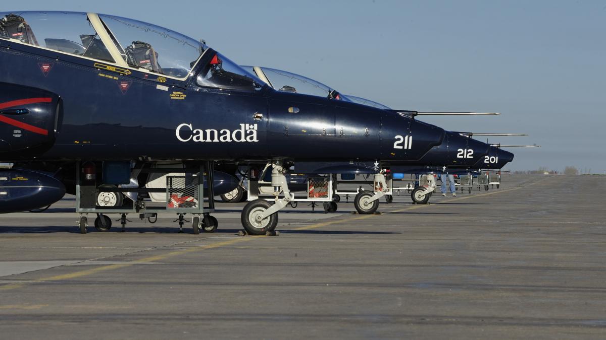 avioane ale fortelor regale aeriene ale canadei au efectuat exercitii impreuna cu fortele aeriene