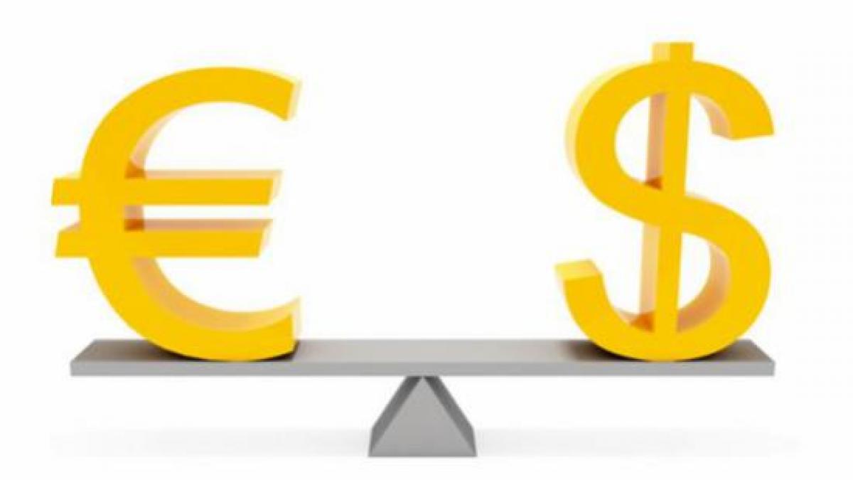 moneda nationala s a depreciat in raport cu euro si cu dolarul vezi cursul bnr