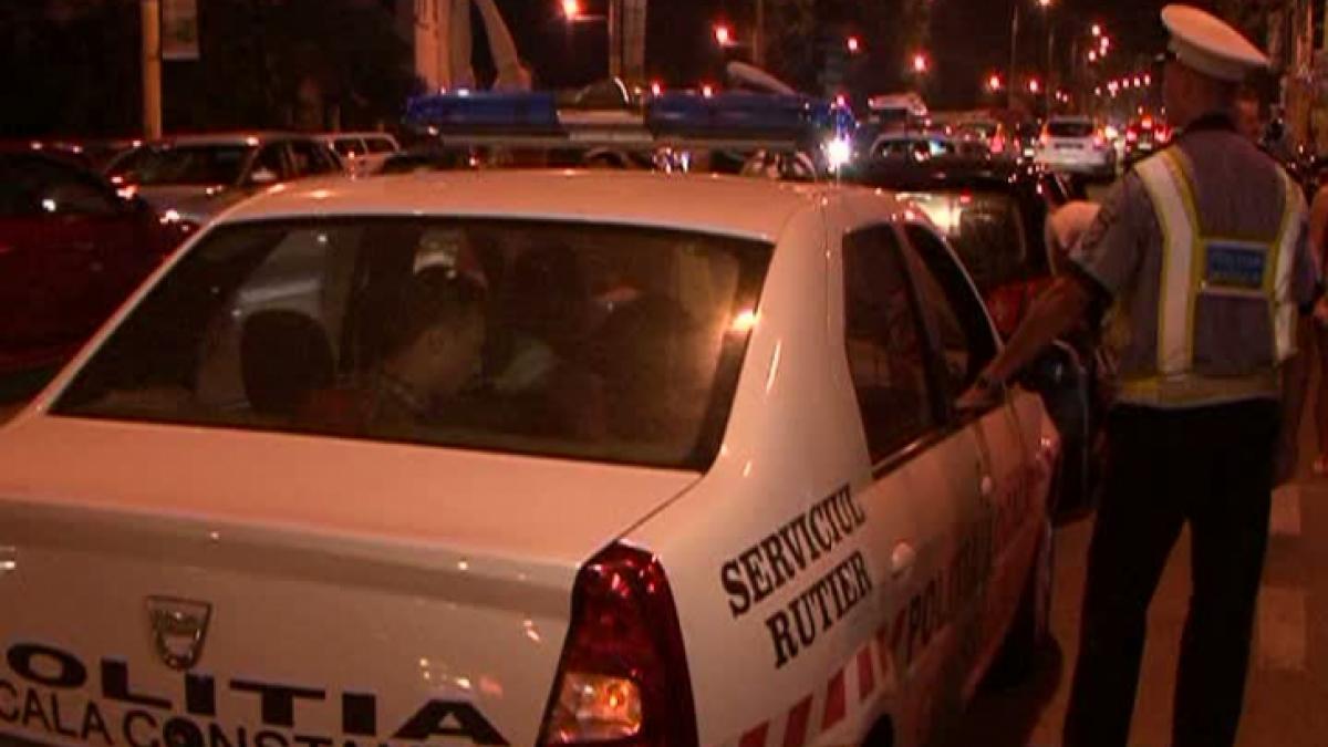 scandal in trafic la targoviste un sofer beat a facut praf trei masini iar apoi balciul s a mutat