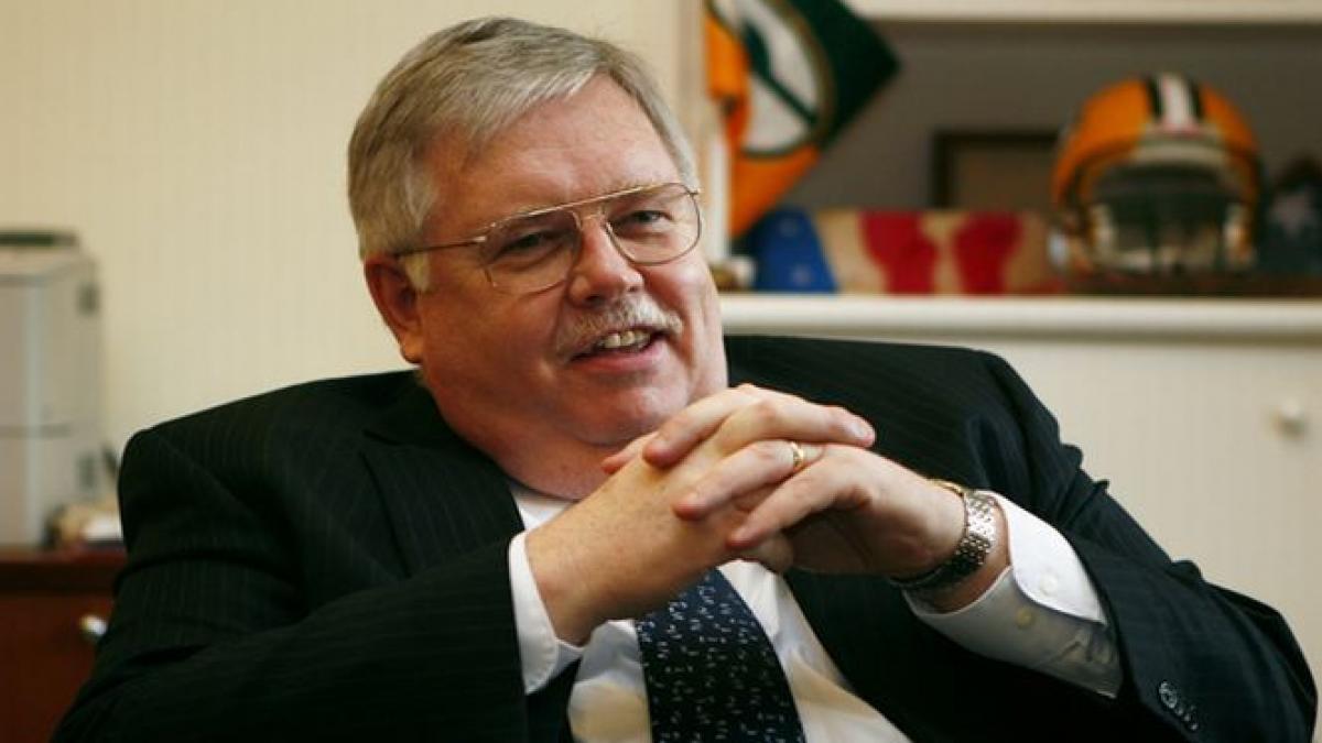 rusia il accepta pe artizanul revolutiilor din georgia si ucraina sa preia functia de ambasador sua