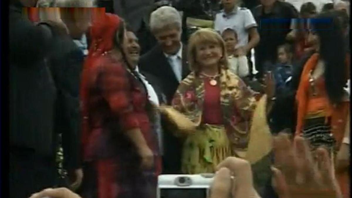 basescu nu mi a placut ca sotiei mele i s a pus o moneda tiganeasca la gat nici ei nu i a placut