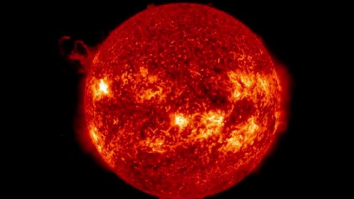 imagini de la cea mai recenta eruptie solara difuzate de nasa