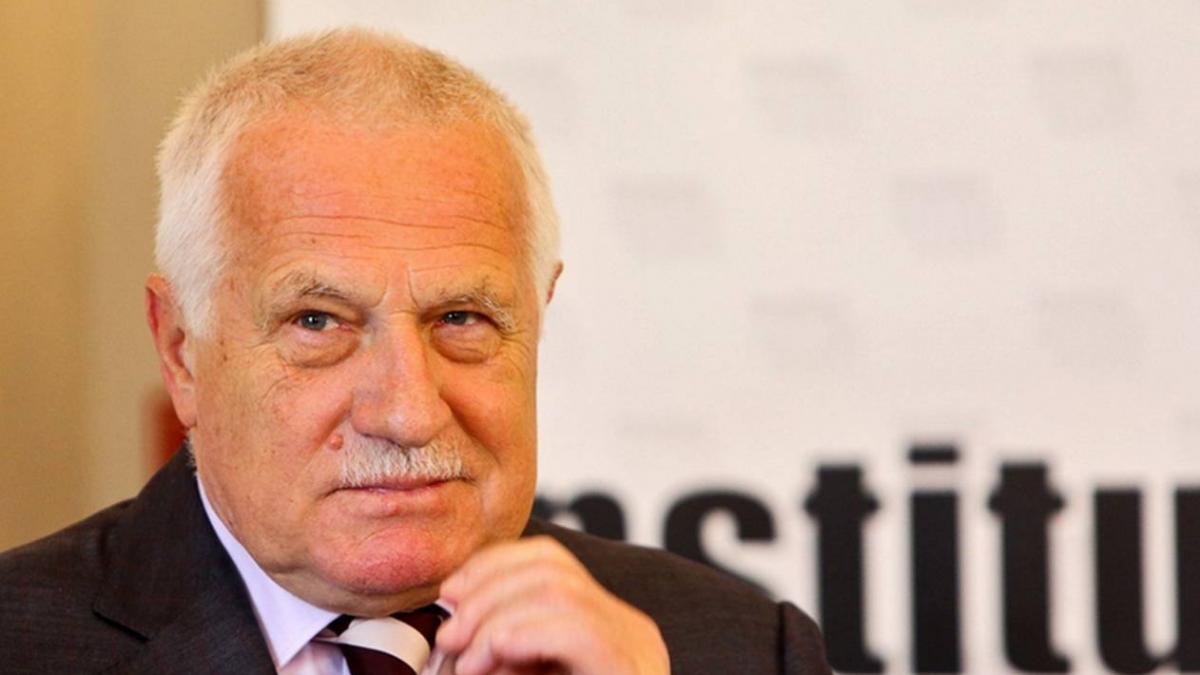 vaclav klaus se autopropune sa medieze separarea ucrainei pe modelul cehoslovac