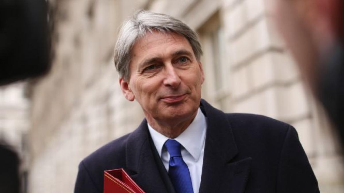 philip hammond este noul ministru de externe britanic