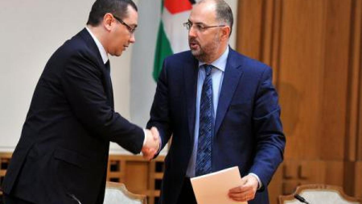 schimbari in guvern dupa retragerea lui kelemen hunor cine va prelua functiile de ministru al