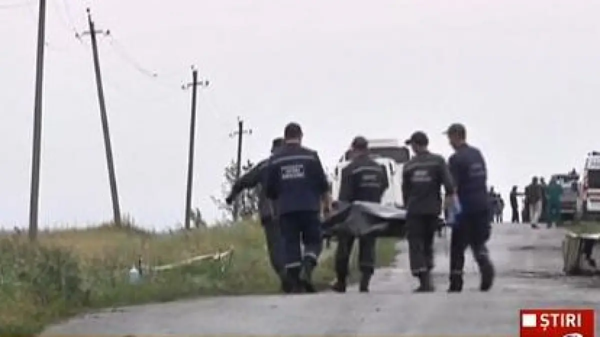 imagini cutremuratoare cadavrele victimelor din ucraina sunt furate si urcate in trenuri