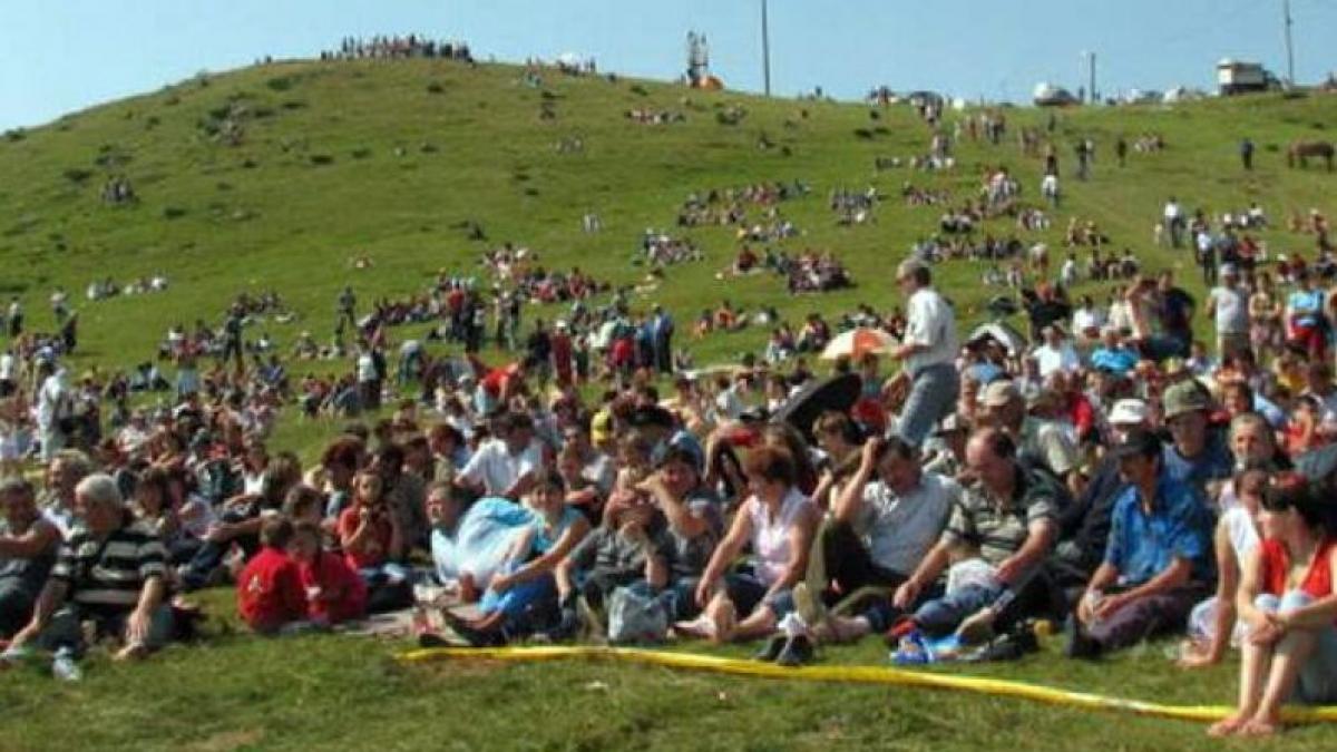 traian basescu nu a mai participat la targul de fete de pe muntele gaina