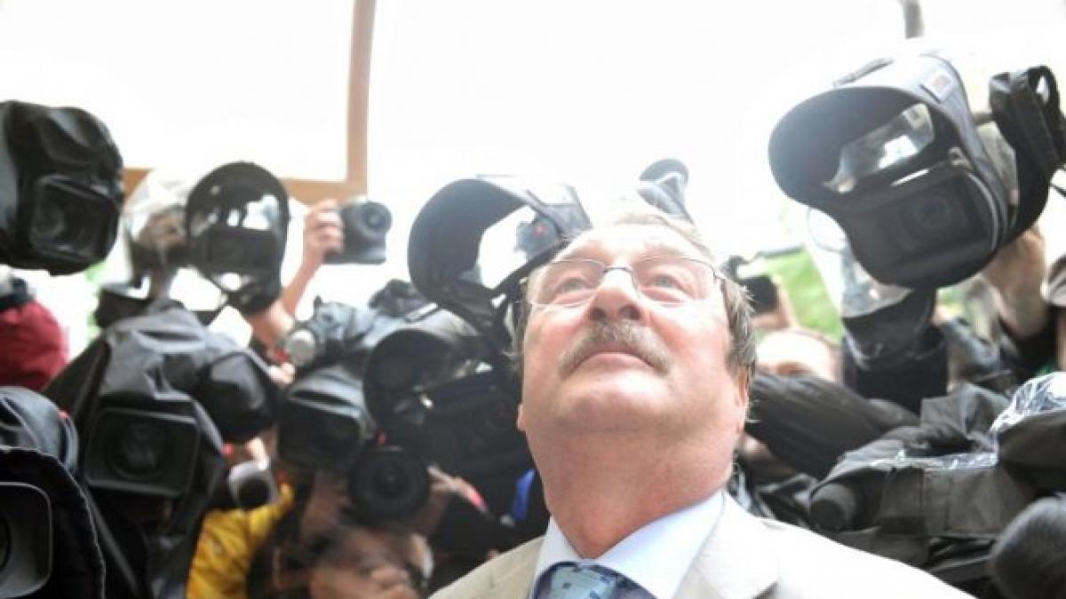 sinteza zilei noi dovezi ale traficului de influenta vezi documente bomba in scandalul anului