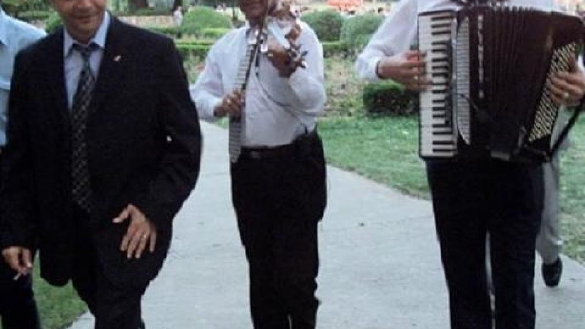 deziluzia optica da mama cu sticla n mine