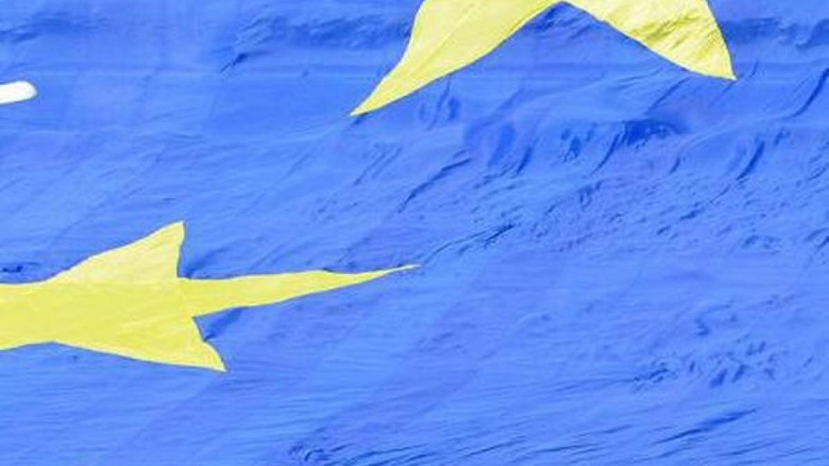 uniunea europeana va pregati sanctiuni impotriva rusiei in domeniul apararii