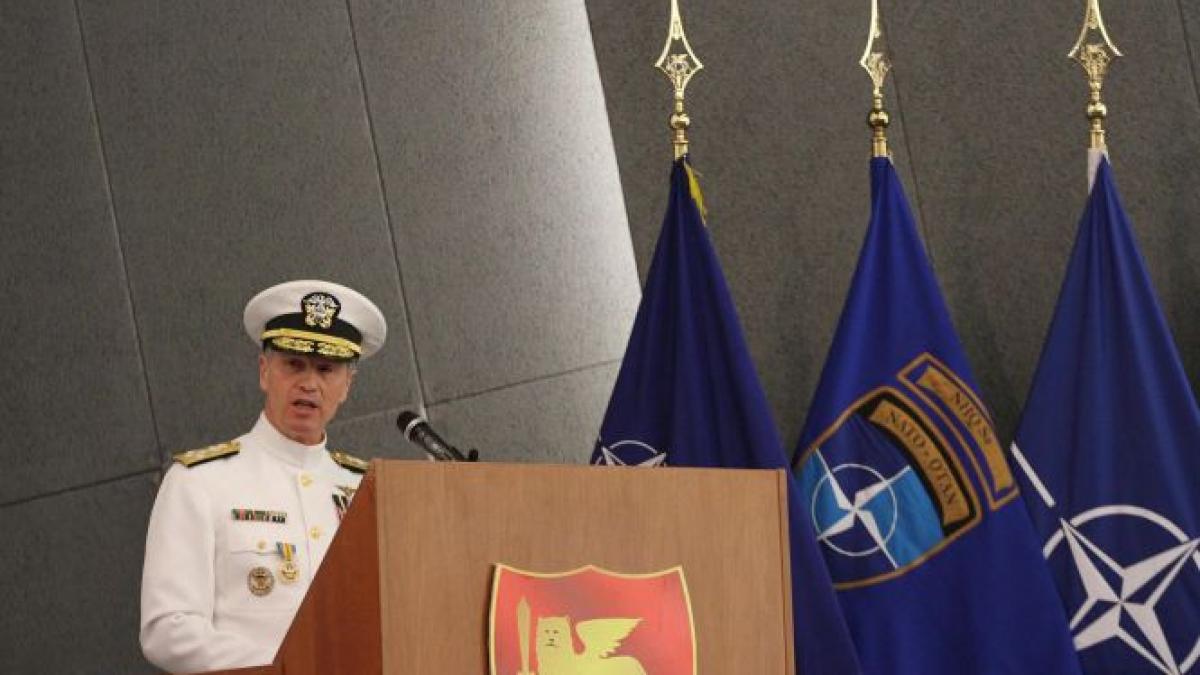 amiralul american mark ferguson noul comandat al fortelor interarme ale nato in europa