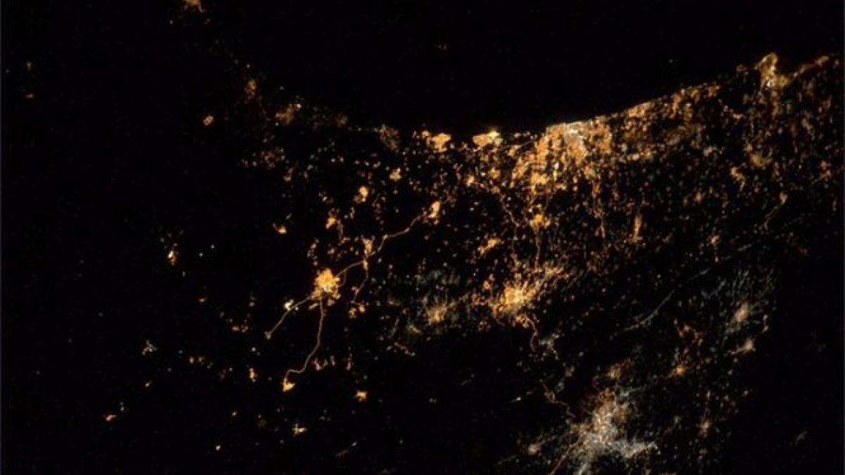 cum se vede din spatiu conflictul armat din fasia gaza astronaut cea mai trista fotografie