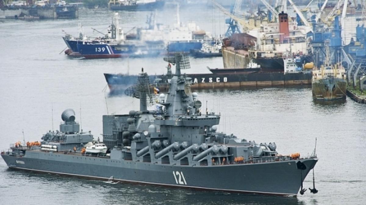 porosenko ucraina foarte dezamagita de decizia frantei de a vinde nave de tip mistral rusiei